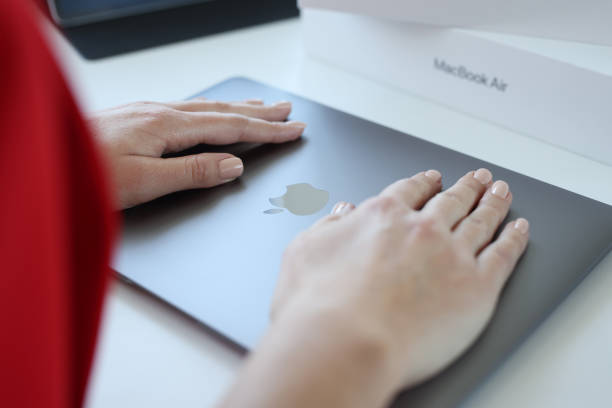 Apple MacBook Pro M4